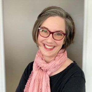 Meet your Posher, Catherine